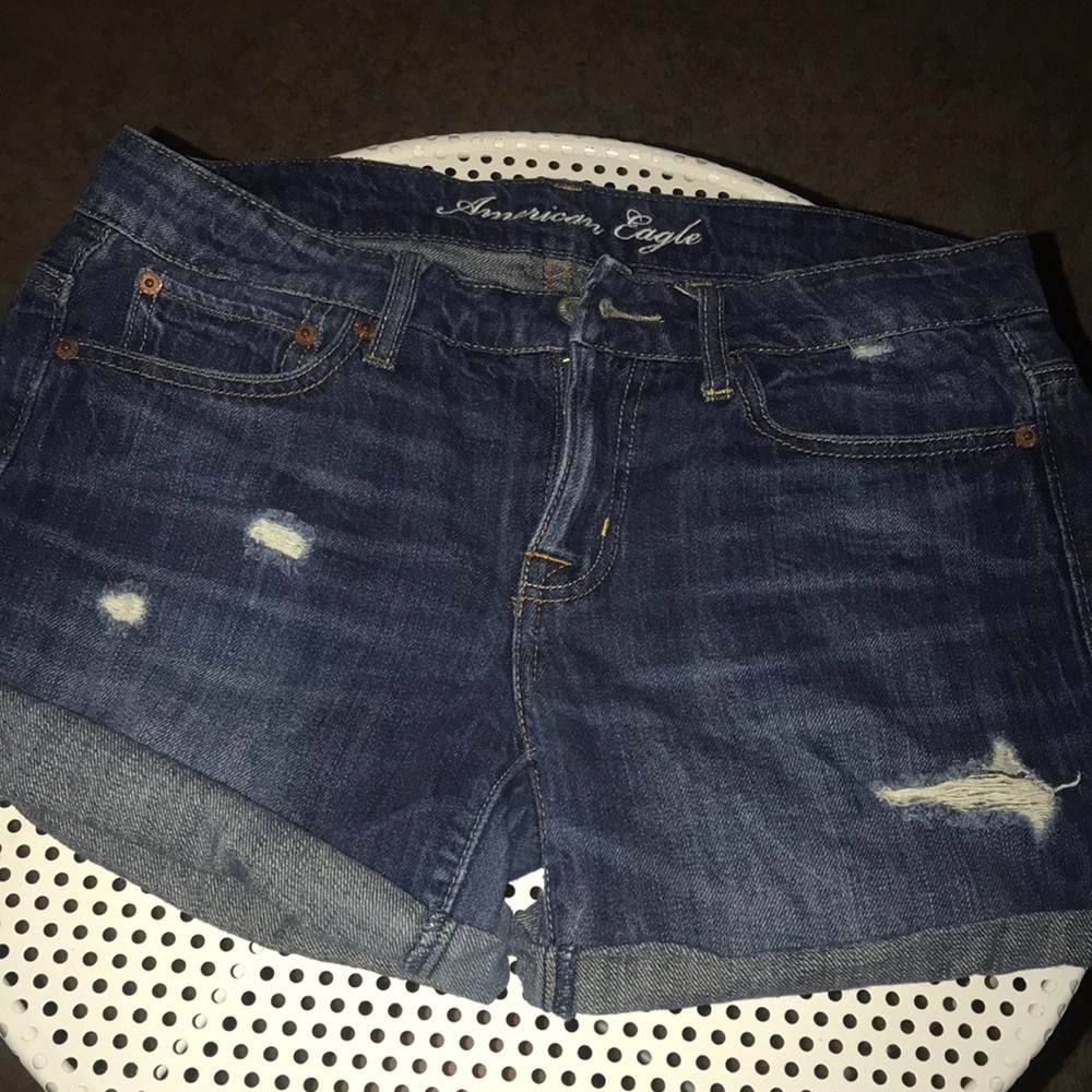 American eagle mid rise shorts